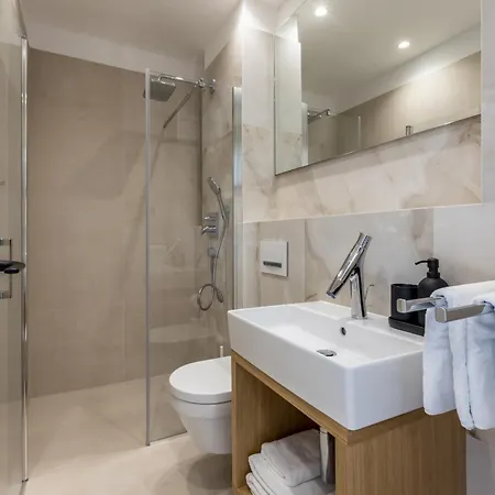 Beachfront Mare With Seaview And Pool * Pijavicino