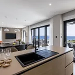 Villa Beachfront Mare With Seaview And Pool