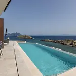 Beachfront Mare With Seaview And Pool * Pijavicino