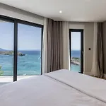 Beachfront Mare With Seaview And Pool Villa