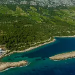 Beachfront Mare With Seaview And Pool *