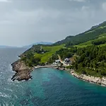 Beachfront Mare With Seaview And Pool * Pijavicino