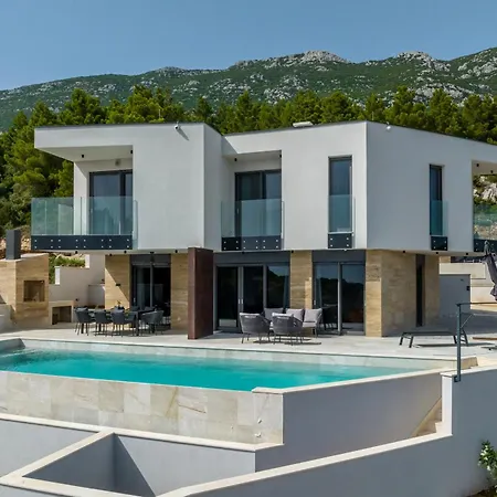 Beachfront Mare With Seaview And Pool Villa Pijavicino