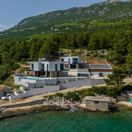Beachfront Mare With Seaview And Pool Villa Pijavicino